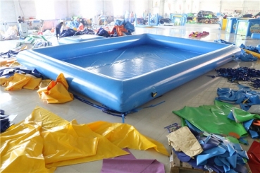 Pool aufblasbar, für Wasserbälle oder Kinderboote - 6x8 m zzgl. Einstieg (aB)